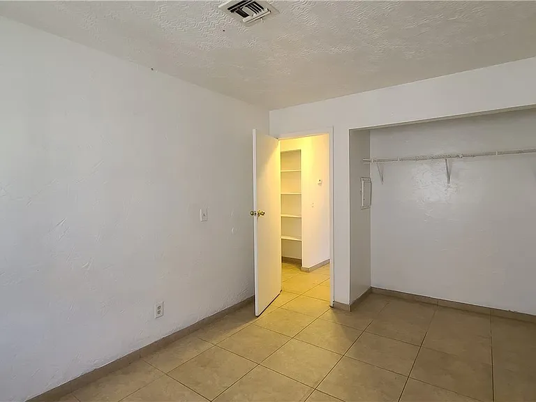 3117 E Carey Ave #3 — Photo 13