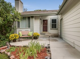 8983 S Round Rock St, Highlands Ranch, CO 80126