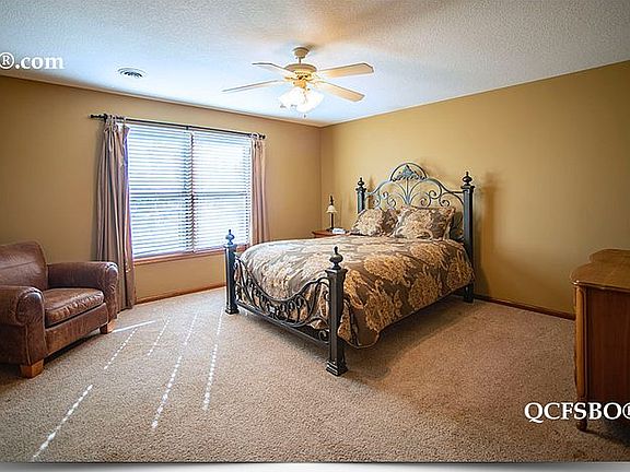 4th image of 2515 128th Avenue Ct W