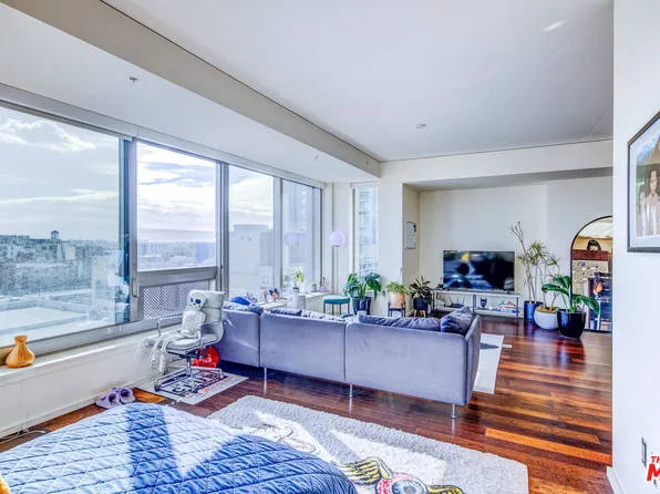 1155 S Grand Ave APT 703, Los Angeles, CA 90015