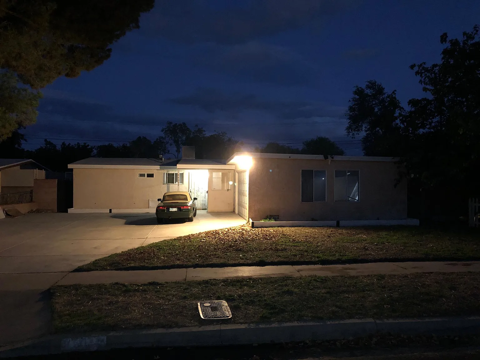4 bed, 1165 sqft, $2,570 — Photo 2