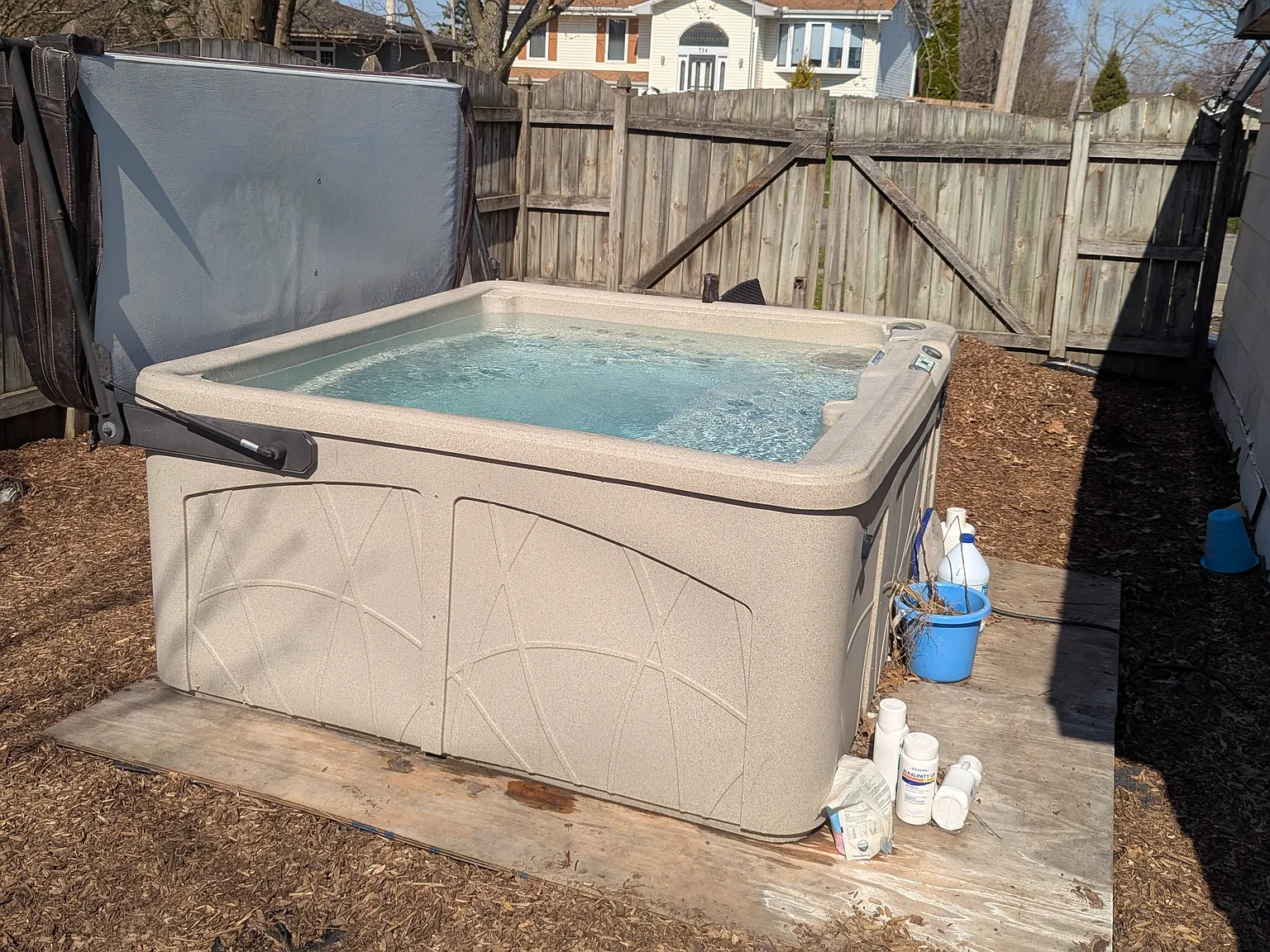 600 Northgate Dr — Photo 1