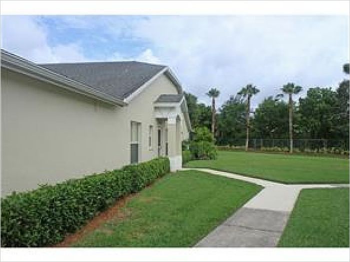 1st image of 8415 Ibis Cove Cir