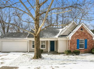 8439 Manship Dr, Fishers, IN 46038