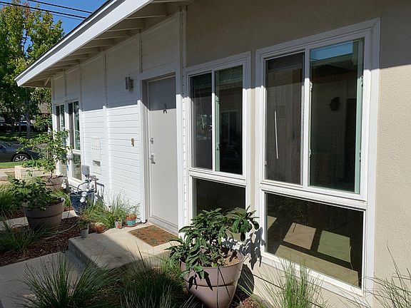 3rd image of 3628 Del Amo Blvd APT A