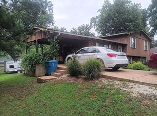 904 Dotson St, Potosi, MO 63664