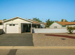 4761 Platinum Dr NE, Rio Rancho, NM 87124