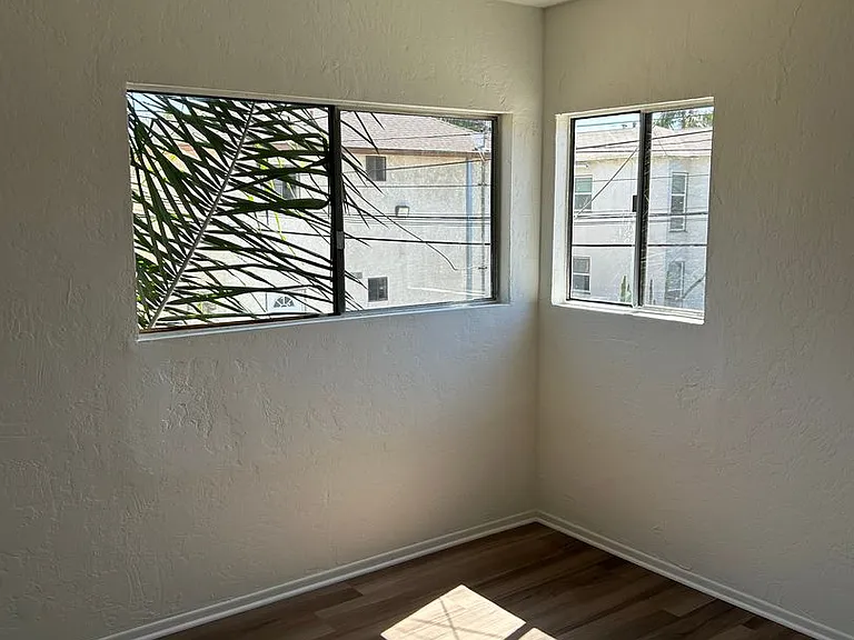 2355 Torrance Blvd #A — Photo 7
