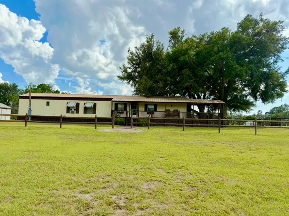 44645 Misty Isle Dr, Deland, FL 32720