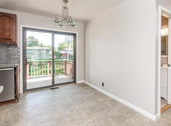 5th image of 755 Madison Ln