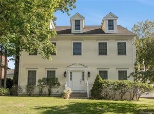 7 Tremont St, Cos Cob, CT 06807