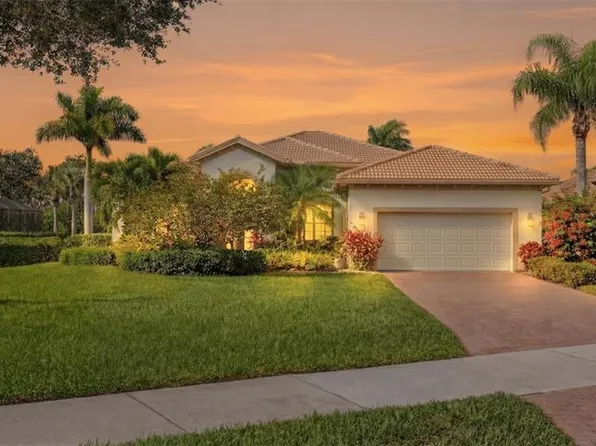 8948 Mustang Island CIR, NAPLES, FL 34113