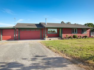 3882 Llano Rd, Santa Rosa, CA 95407
