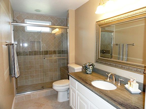 5th image of 1033 Lynnmere Dr