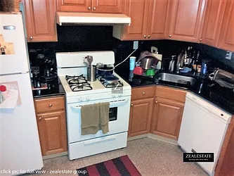 Rented by ZealEstate Group Inc