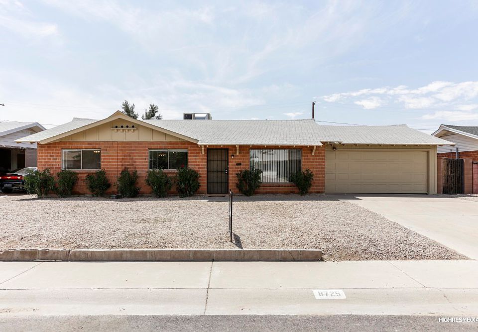 8725 E. Palm Ln