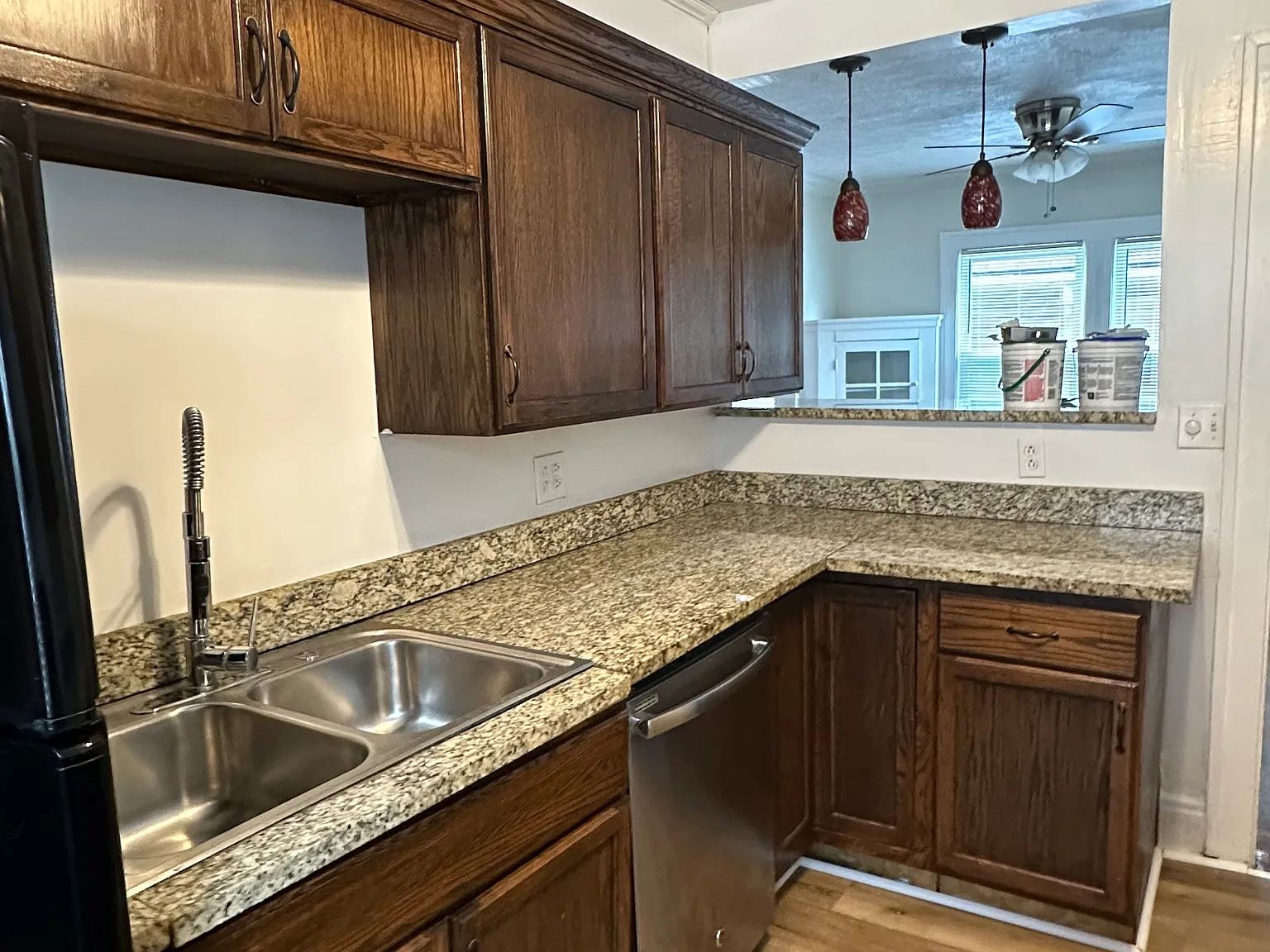 2 bed, 1275 sqft, $1,195 — Photo 1