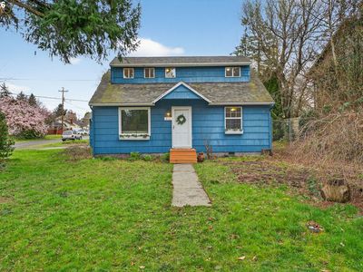 210 SE 218th Ave, Gresham, OR, 97030