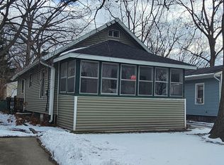 1129 S Holmes St, Lansing, MI