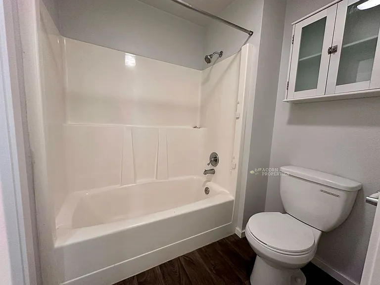 413 SE Maylor St — Photo 16