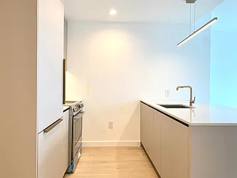 Rented by Chase Global Realty Corp