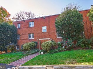 110 S Wise St APT 4, Arlington, VA 22204