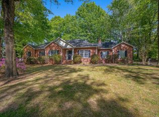 110 Robin Rd, Simpsonville, SC 29681