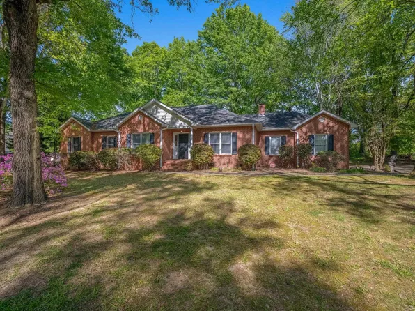 110 Robin Rd, Simpsonville, SC 29681