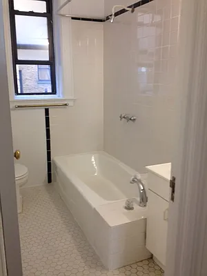 Rented by Anthony Mariano, lreb | media 26