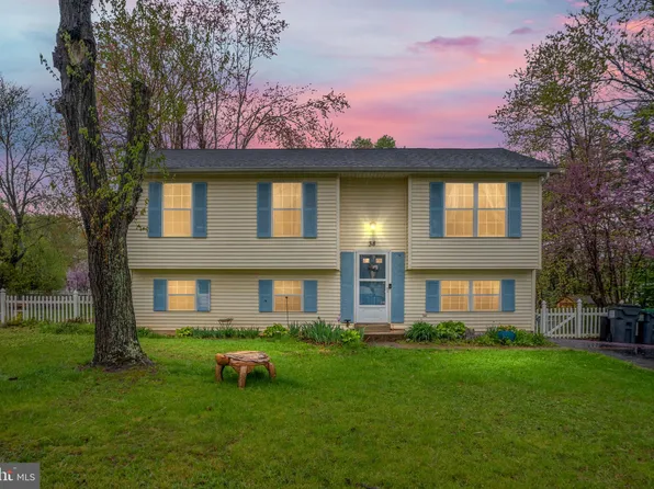 38 Buck Rd, Stafford, VA 22556