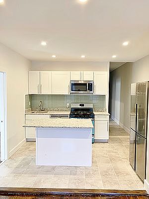 1st image of 24-20 41st St #2II