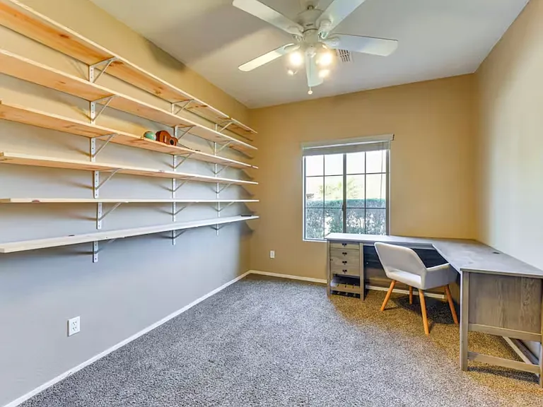 2313 N Presidential Dr — Photo 18