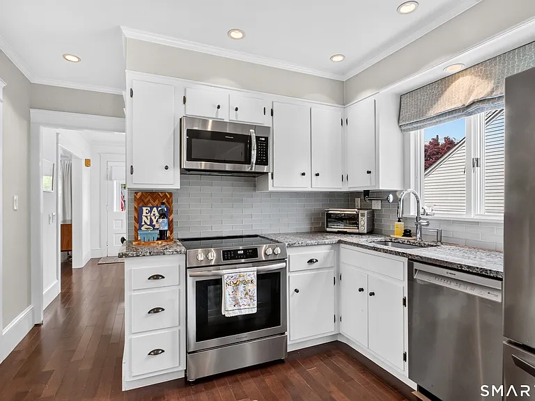 42 Treadwell Ave — Photo 12