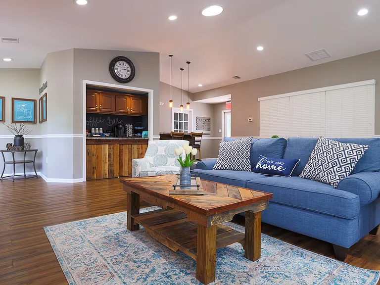 Pointe North Apartments — Photo 14