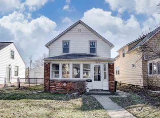 1020 Shore Dr, Fort Wayne, IN 46805