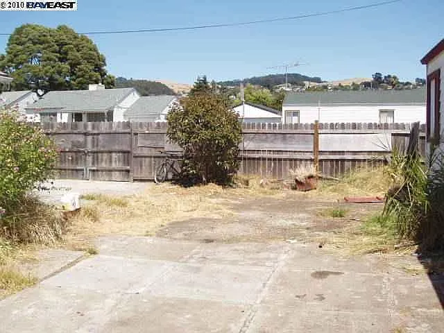 5033 Garvin Ave — Photo 9