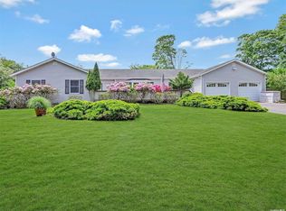 126 Union Ave, Center Moriches, NY 11934