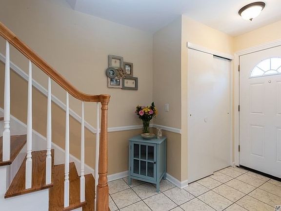 4th image of 1810 Front St APT 13