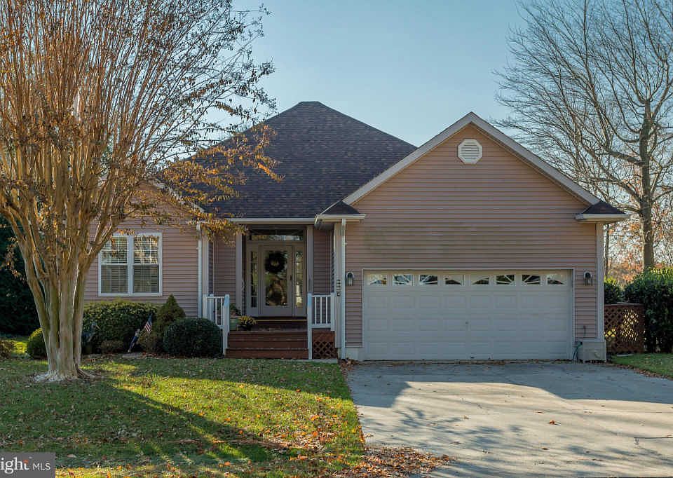 1st image of 29624 Turnberry Dr
