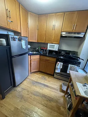 Rented by Delmark Realty LLC | media 44