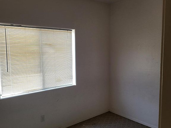 3rd image of 1000 N 8TH Place #E,F,G