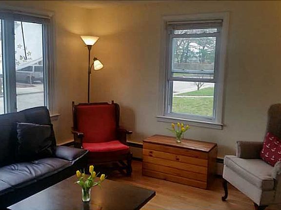 4th image of 49 Westcott Ave