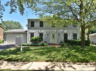 7 Bridgeport Ln, Geneva, IL 60134