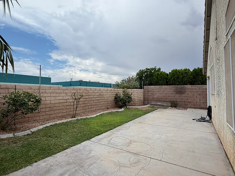 4536 New Dupell Way — Photo 24