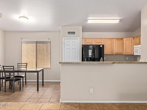 5th image of 2080 N PINE Place