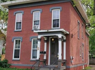 437 W Walnut St #1, Kalamazoo, MI 49007