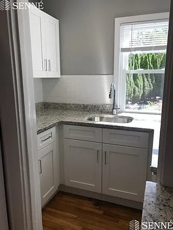 2 bed, 1.0 bath, 940 sqft, $3,000 — Photo 2