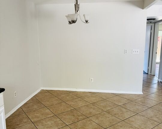 5th image of 26416 San Jacinto St #26414