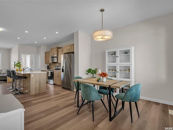 5th image of 341 Brighton Blvd