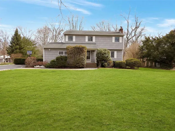 57 Hillside Avenue, Saint James, NY 11780